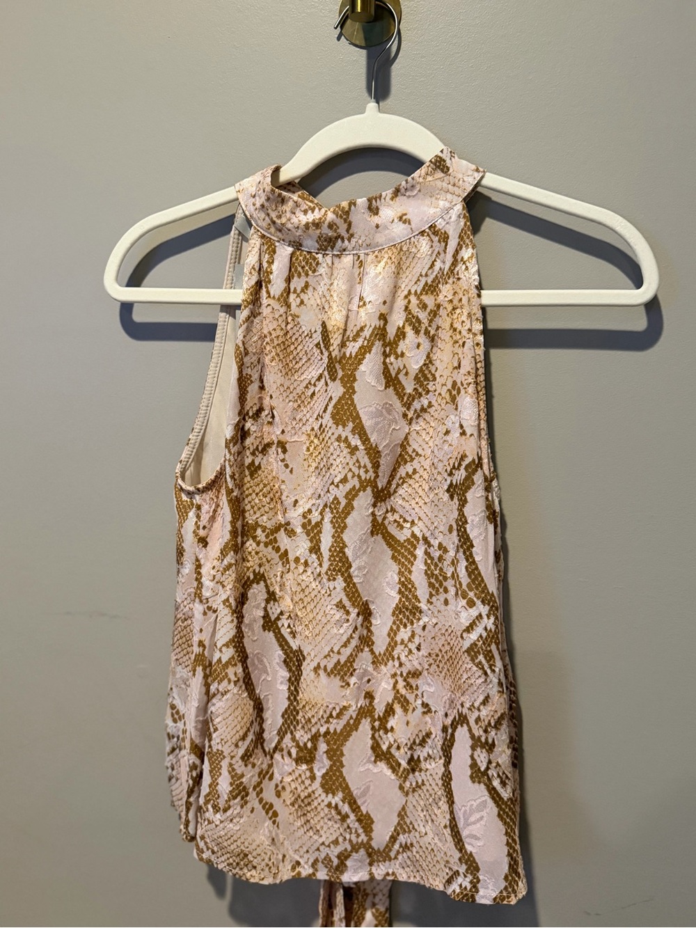 GUESS Mata Blush Pink & Camel Snakeskin Tie-Back Halter Top NWT Size Small